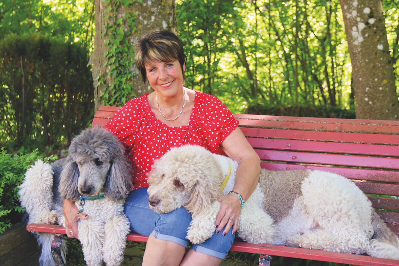 Marlies Mörgeli hat den ersten Tierfriedhof der Schweiz gegründet. (Foto: Benildis Bentolila)