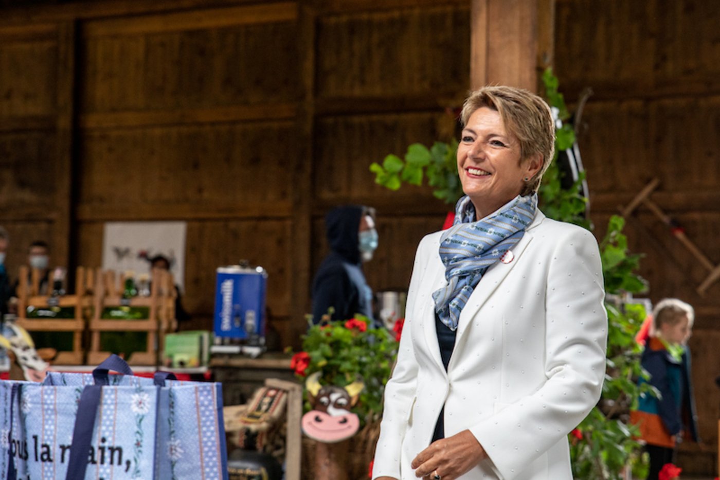 Bundesrätin Karin Keller-Suter fordert in ihrer Ansprache zu Zuhören auf. 