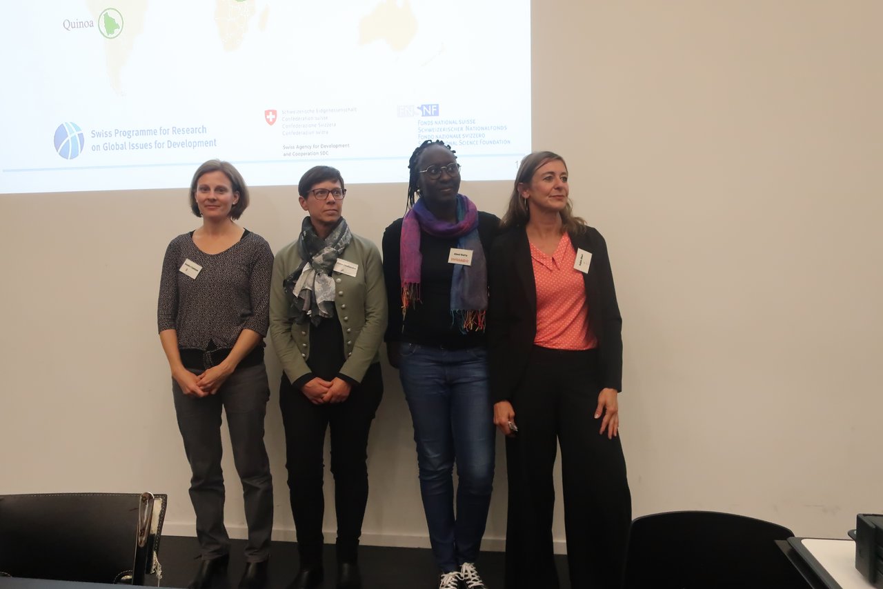 Referentinnen der Veranstaltung zum Internationalen Tag der Landfrauen (v. l. n. r.): Sandra Contzen (HAFL), Anne Challandes (SBLV), Aïsse Barry (Suissaid) und Sabine Bieri (CDE). (Bild et)