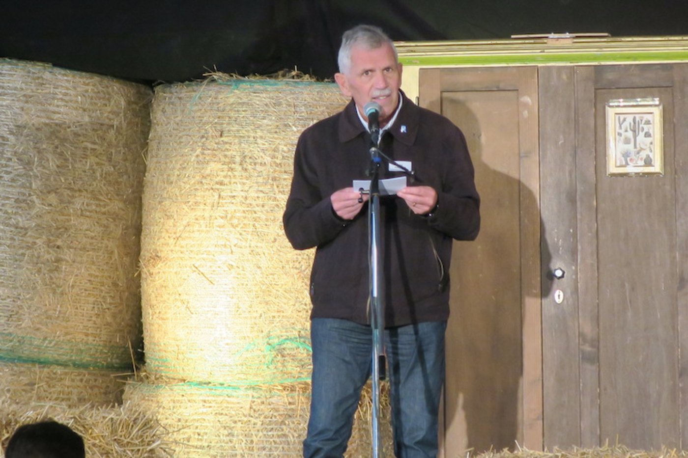 Jörg Haberstock, Synodialrat der evangelisch-reformierten Kirche Bern-Jura-Solothurn, setzt sich dafür ein, dass das bäuerliche Sorgentelefon von der Kirche finanziell unterstützt wird.