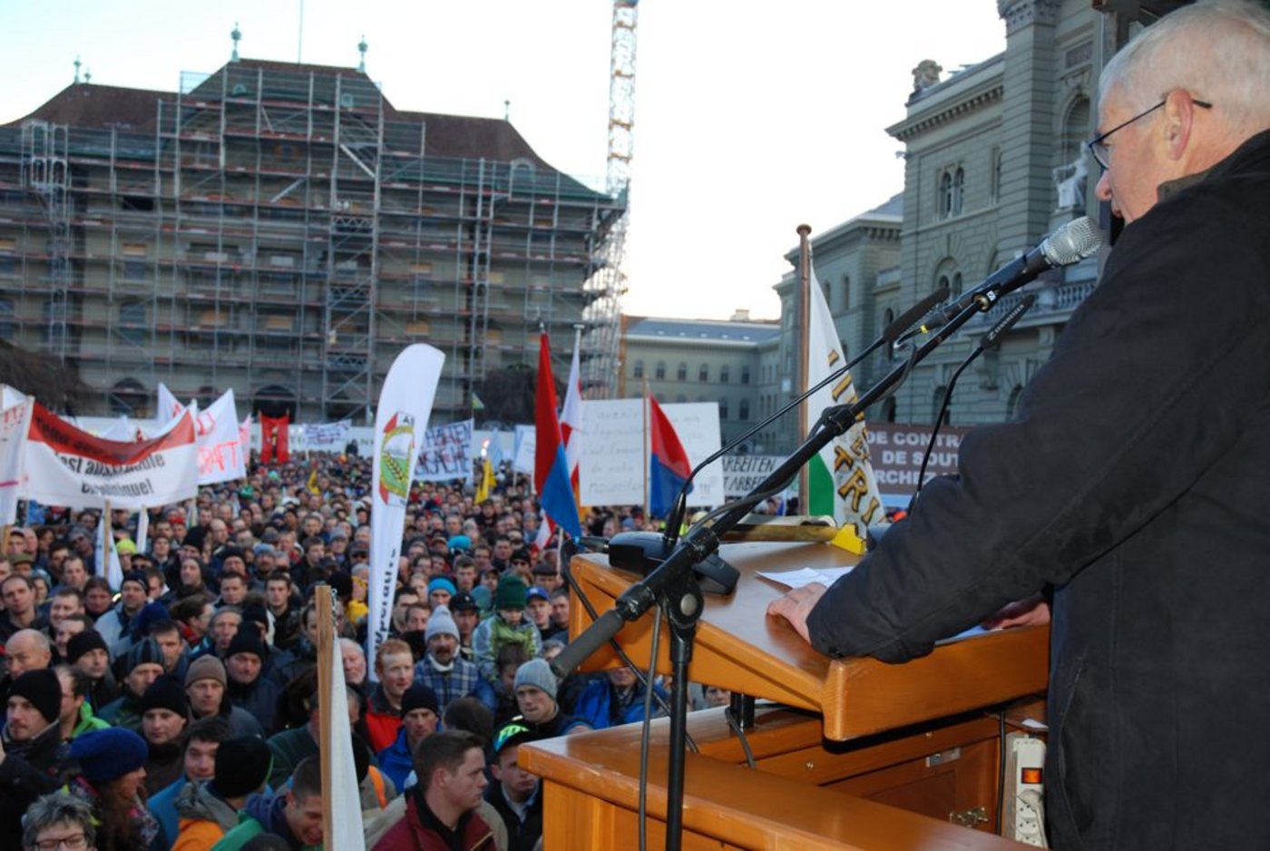 Hans Frei, Vizepräsident SBV und Präsident des Zürcher Bauernverbands, hielt eine flammende Rede.  
