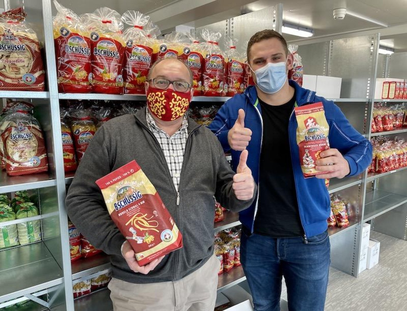 .: Beat Grüter (CEO Pasta Premium AG) und Schwinger Remo Käser. (Bild Pasta Premium AG)