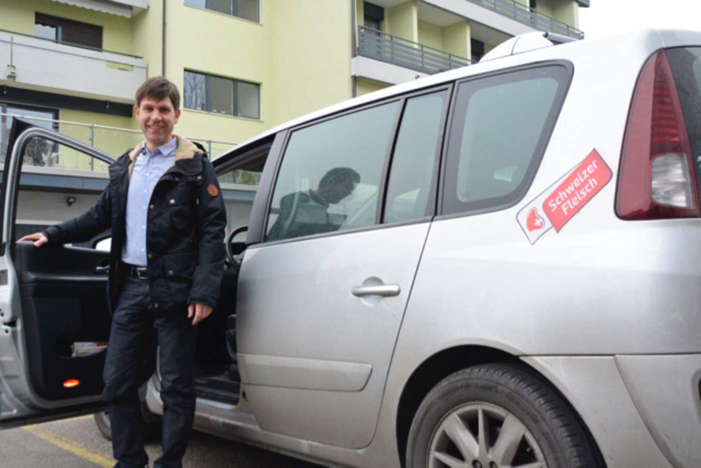 Unterwegs im Dienste der Jagerbörse: Arnold Windlin. (Bild Andrea Gysin)