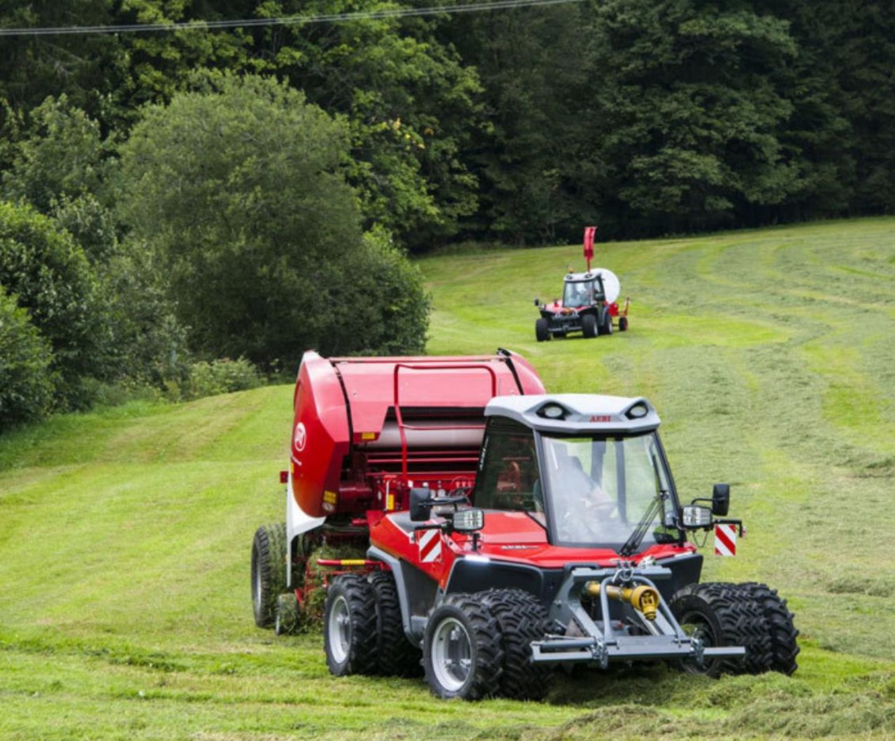 «Das ist der gestylteste Traktor der Schweiz», schreibt «20 Minuten» über den Aebi TT281. (Bild ASH Schweiz)
