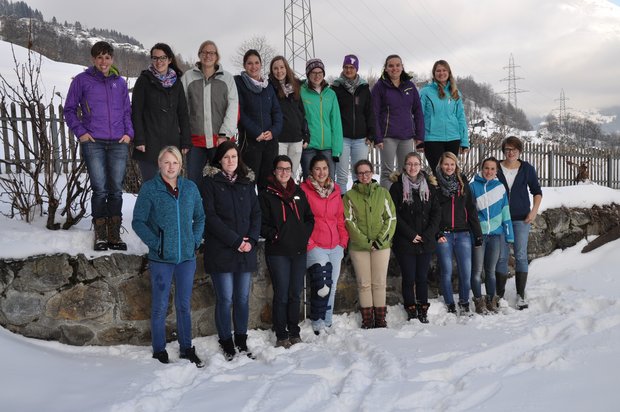 Die Teilnehmerinnen des Bäuerinnenkurses 2017 an der Bergheimatschule in Gurtnellen. (Bild zVg)