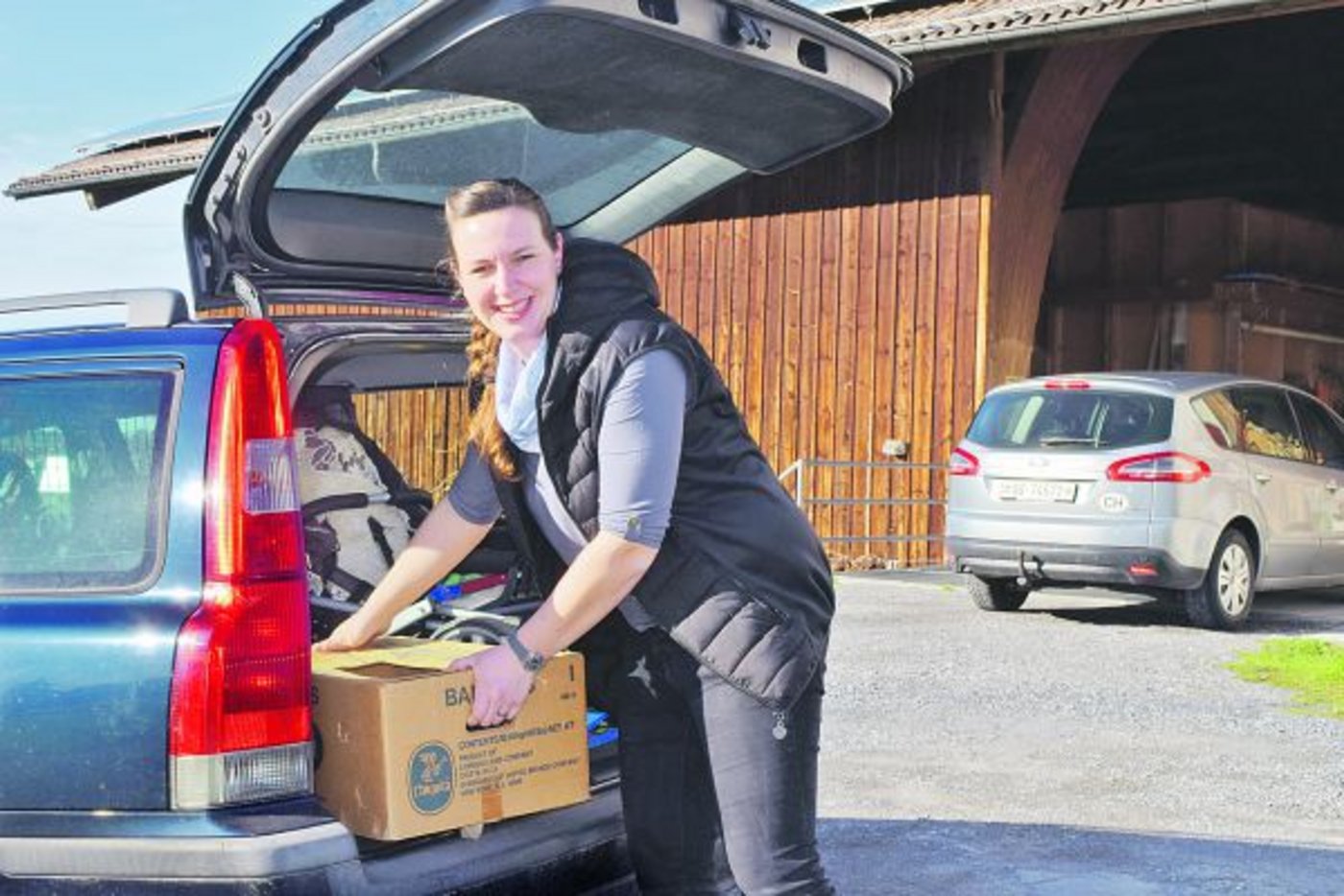 Bis zum grossen Umzug im Sommer dauert es zwar noch ein paar Monate. Was sie kann, schafft Sabrina Schmid aber vorzu nach Steinach. (Bild Stefanie GIger)