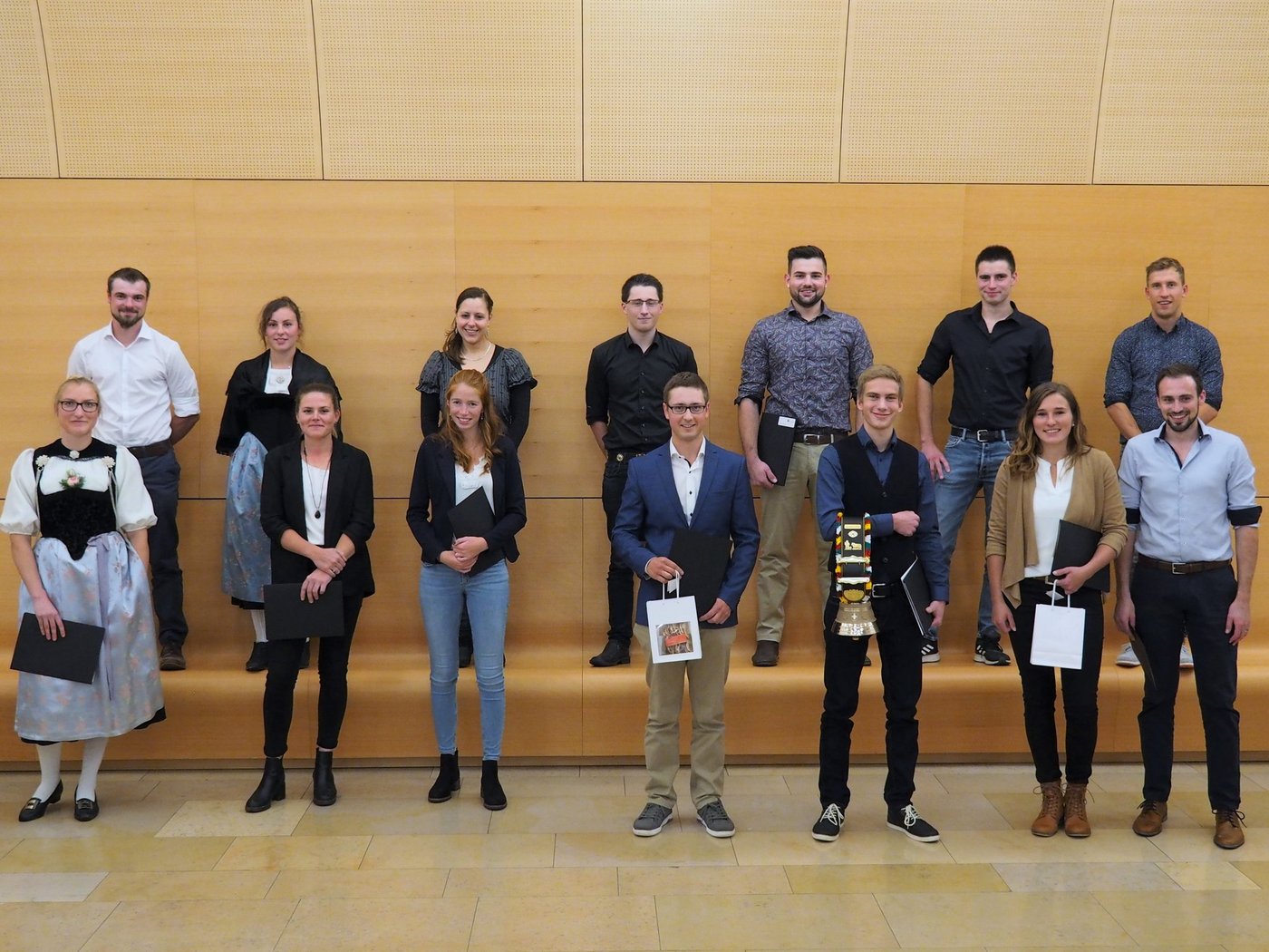 Gruppenbild der Abschlussklasse der Agrotechnikerinnen und Agrotechniker Höhere Fachschule. (Bilder Strickhof)