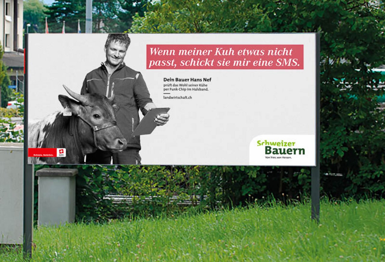 Das Plakat von Hans Nef soll zeigen, dass die Landwirtschaft heute auch digital vernetzt ist. Das Publikum versteht die Verbindung zwischen Bild, Text und Realität aber nur halbwegs. (Bild zVg)