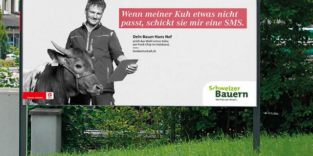 Das Plakat von Hans Nef soll zeigen, dass die Landwirtschaft heute auch digital vernetzt ist. Das Publikum versteht die Verbindung zwischen Bild, Text und Realität aber nur halbwegs. (Bild zVg)