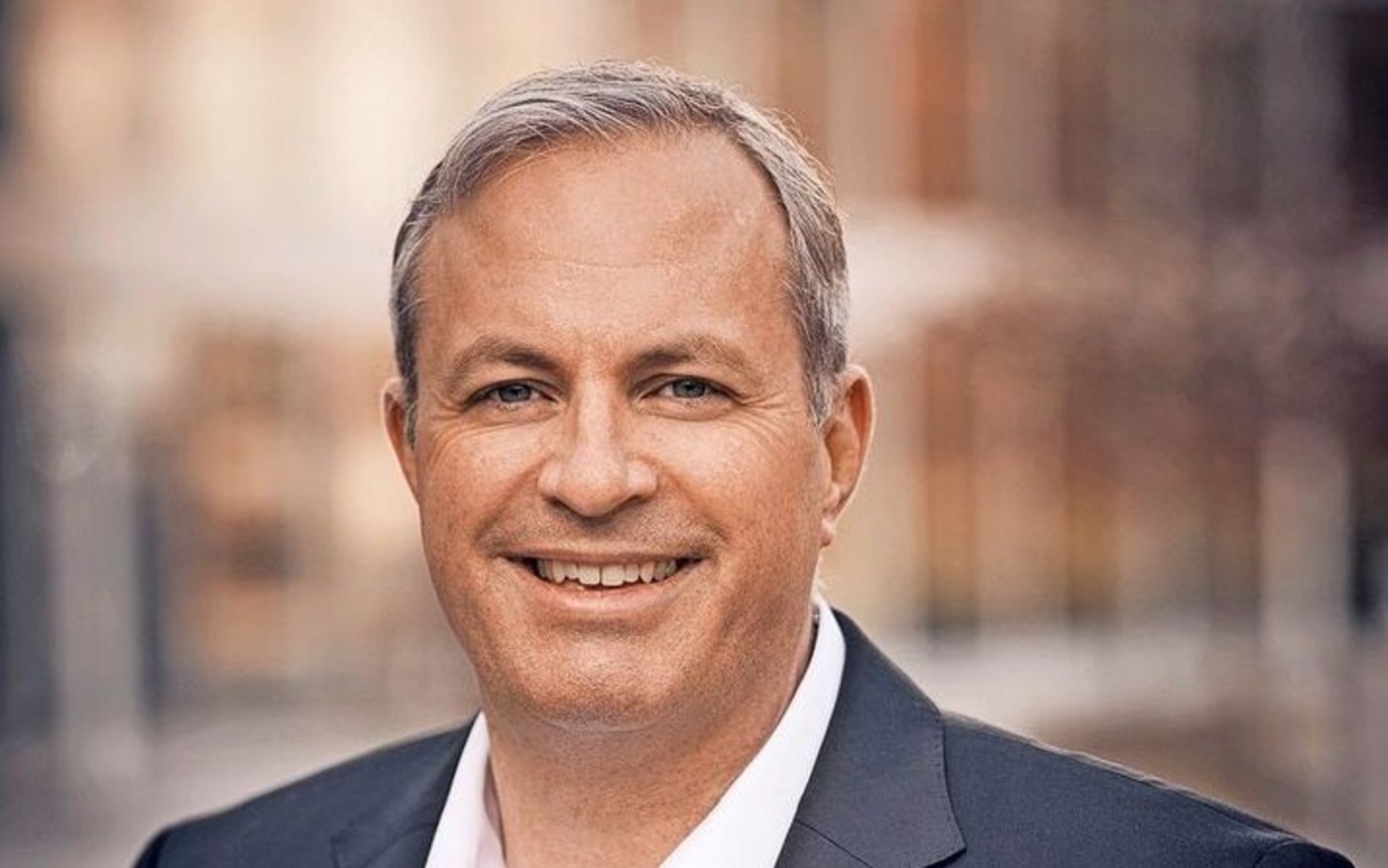 Christopher Rohrer sagt, dass ein existenzsicherndes Einkommen für die Bäuerinnen und Bauern für ihn keine Nebensache sei.