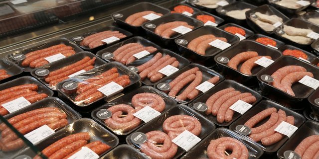 Rinds- und Schweine-Wurstwaren sollen 7 bis 10% teurer werden. (Bild lid)