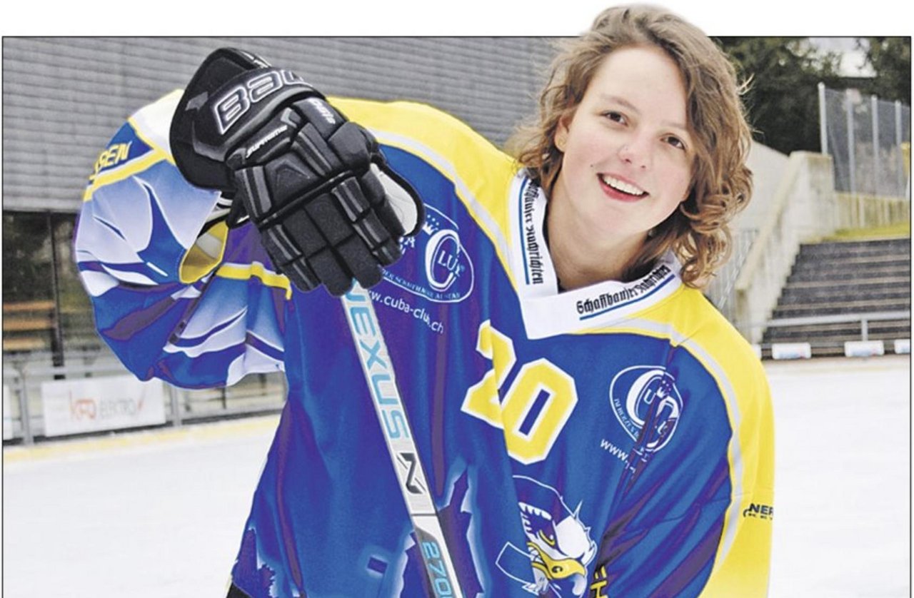 Nele Tummer hofft, mit dem Frauenteam des Eishockey Club Schafhausen wieder in die C-Liga aufsteigen zu können. (Bild jba)