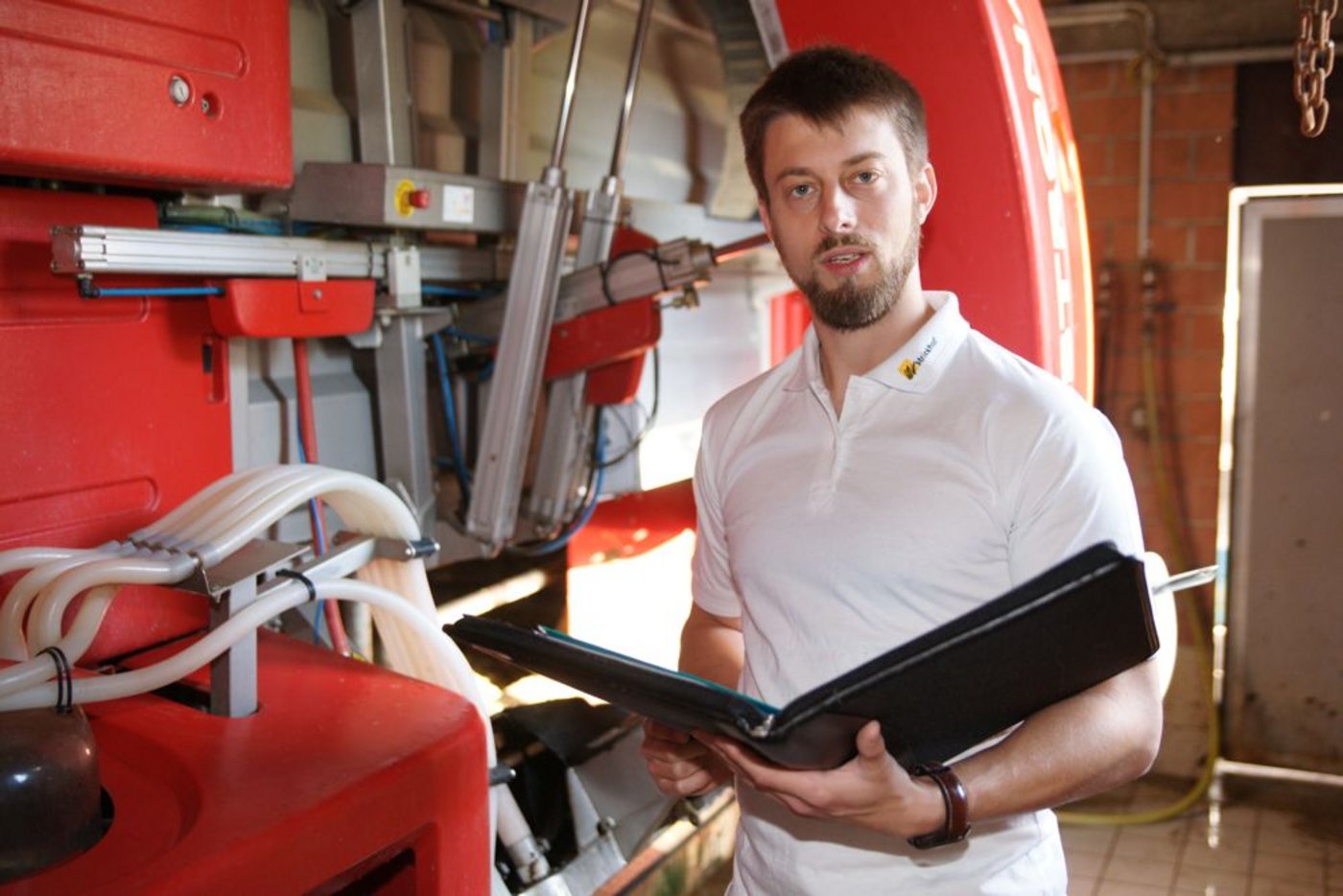 Lukas Rediger, Berater Fachbereich Milchproduktion am Kompetenzzentrum Strickhof. (Bild: Ursina Berger-Landolt)