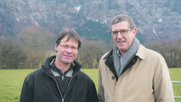 Präsident Martin Huber (rechts) mit dem neu gewählten Vorstandsmitglied Toni Bläsi. (Bild Deborah Rentsch)