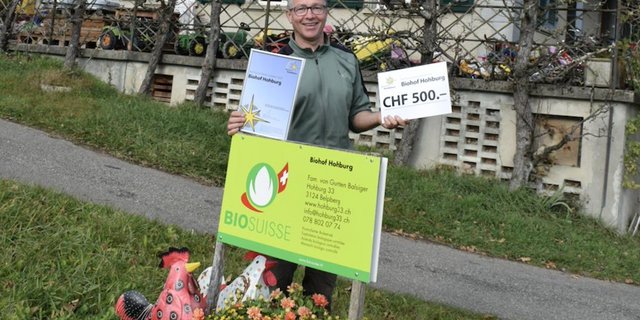 Der Berner Sozialstern zeichnet Unternehmen für ihr Engagement in der Arbeitsintegration aus. Eine Anerkennung für die Arbeit von Peter von Guten und seiner Familie. (Bild Daniela Joder) 