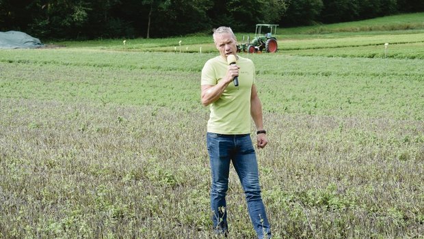 «Man wird zwar nicht reich vom Kräuteranbau, aber man kann davon leben.»Ernst Flückiger baut seit 33 Jahren Bio-Kräuter auf dem Fallernhof in Rüttenen SO an.
