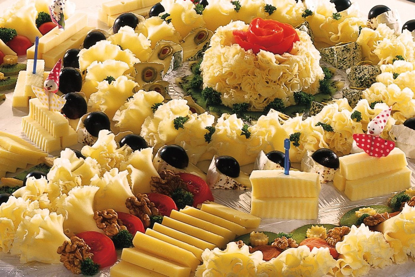 Käseplatten wie diese kamen beim Publikum des  15'000 Personen am 3. Tête de Moine-Fests gut an. (Bild Tête de Moine)