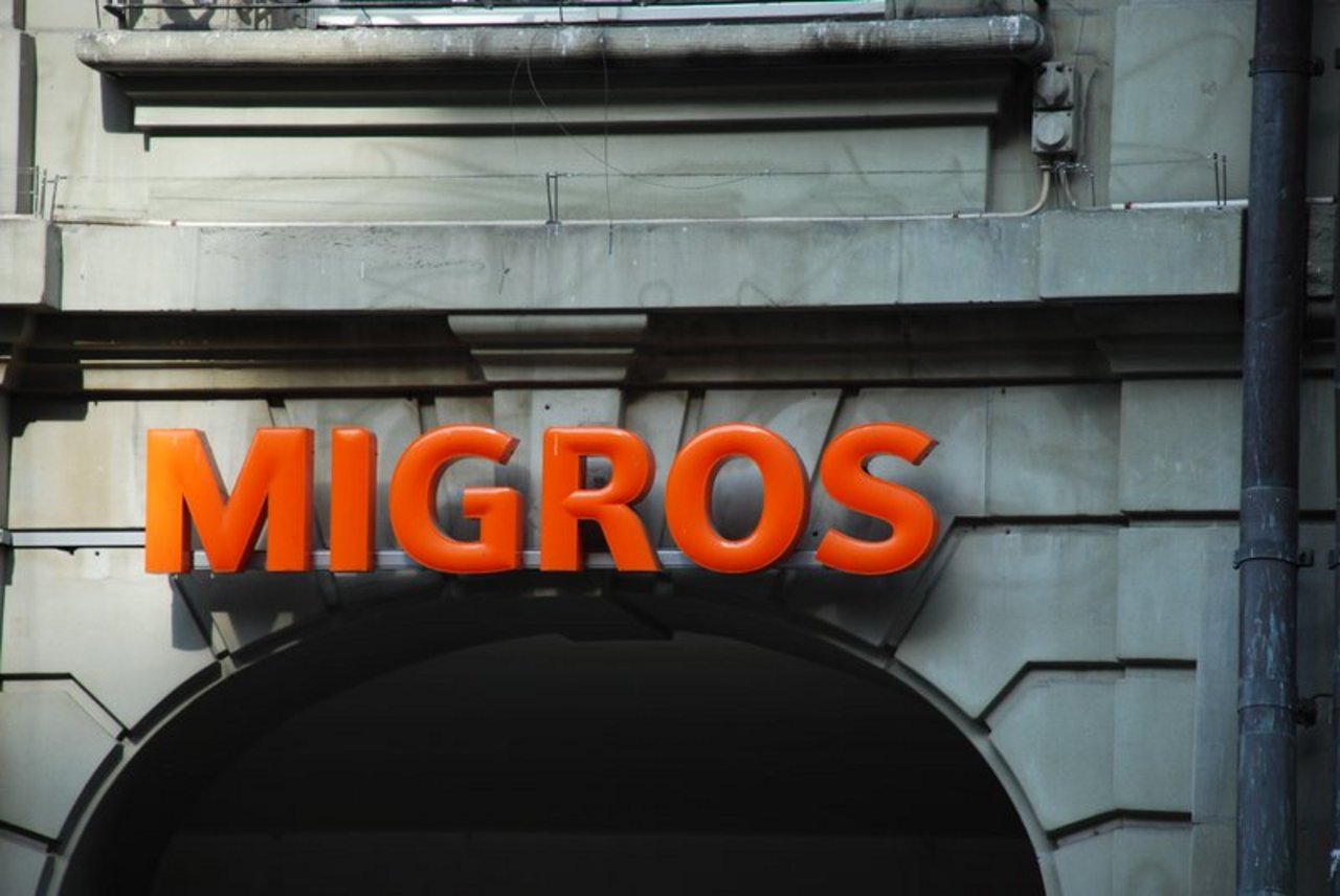 Im neuen Geschäftsjahr 2020 dürfte es keinen neuen Rekordumsatz der Migros mehr geben. Denn der Konzern hat mehrere Tochtergesellschaften zum Verkauf gestellt. (Symbobild BauZ)