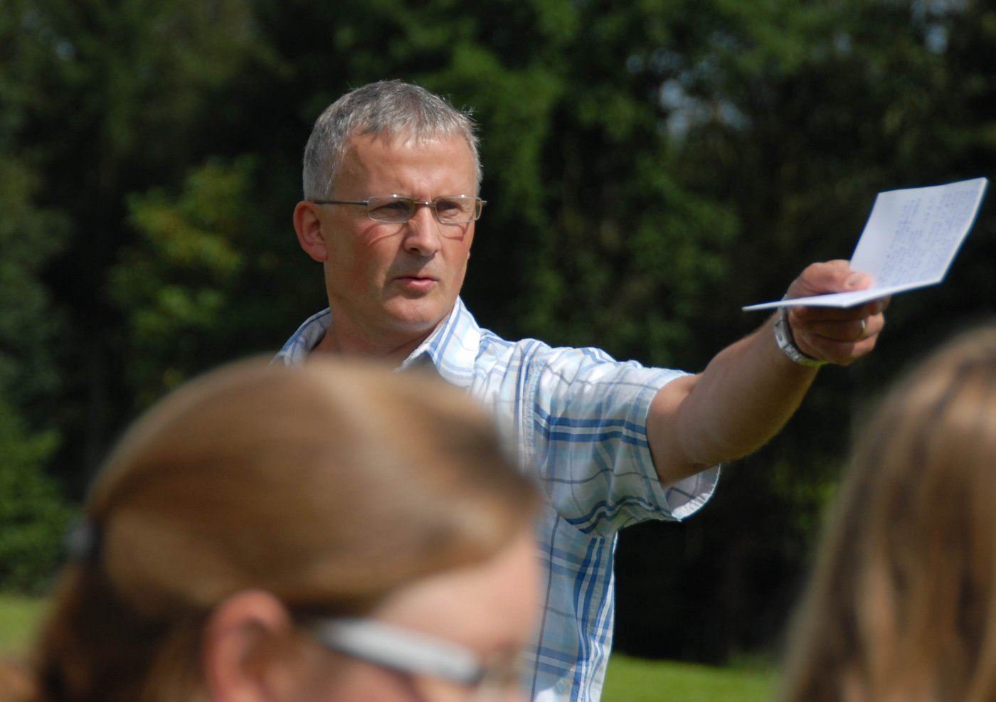 Der Landwirt ist nach anfänglichen Zweifeln sicher, für sich die richtige Entscheidung getroffen zu haben. Die Lebensqualität und der Arbeitsverdienst seien heute besser. Trotzdem: Das abschalten des Leistungsdenkens sei ihm nicht leicht gefallen, sagt er heute. 