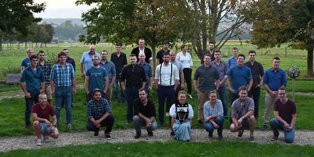 Bestes Wetter begleitete die BLS-Absolventen des Inforama bei ihrer Diplomfeier. (Bilder BauZ/aw)