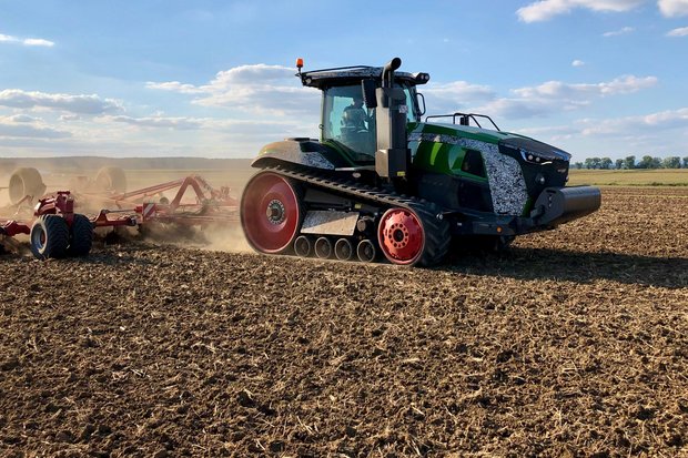 Fendt 1100 Vario MT – Raupentraktor mit bis zu 673 PS (mit Video) Fendt 1167 Vario MT Raupentraktor mit 673 PS (Bild: «die grüne» / Jürg Vollmer)