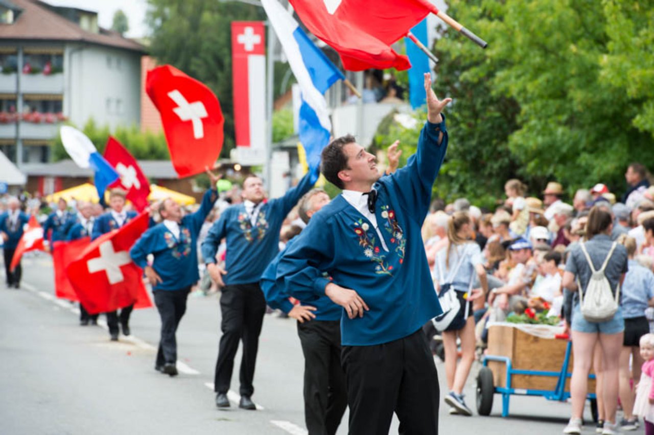 Besucherrekord: 75 000 Menschen besuchten das Zentralschweizerische Jodelfest in Schötz LU. (Bild zVg)