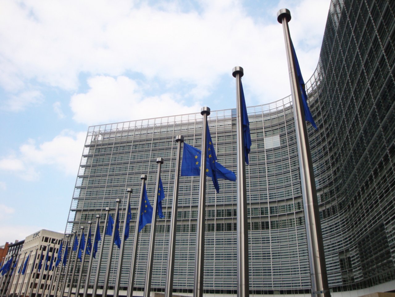 Die EU-Kommission in Brüssel klagt. (Bild lid/ji)