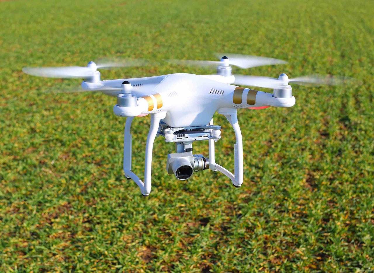Der Einsatz einer Drohne unter 30 kg zum Schutz von Tieren erfordert keine kantonale Bewilligung. (Bild fotolia)