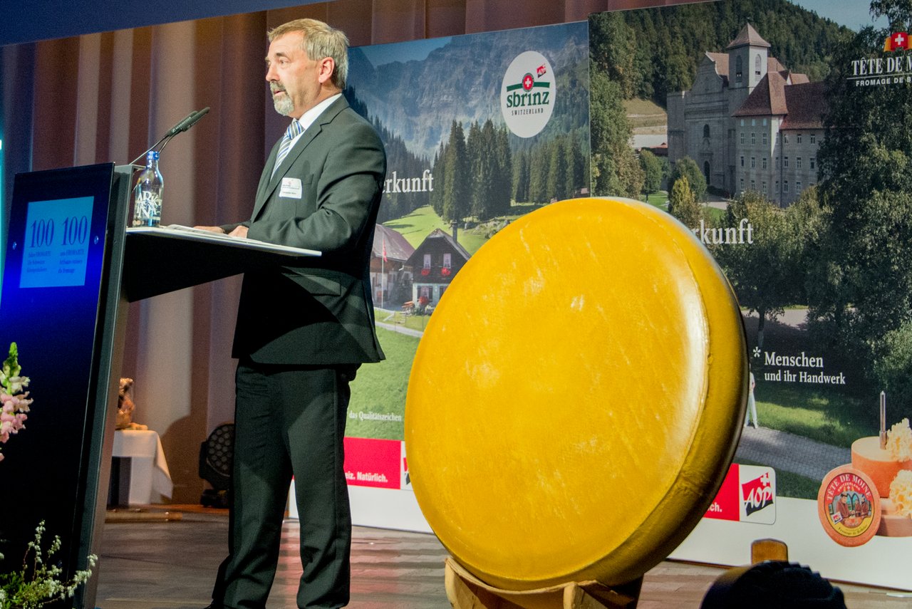 Dass guter Käse nur aus guter Milch gemacht werde, hielt Hanspeter Kern fest. Der Präsident der Schweizer Milchproduzenten überbrachte seine Glückwünsche.