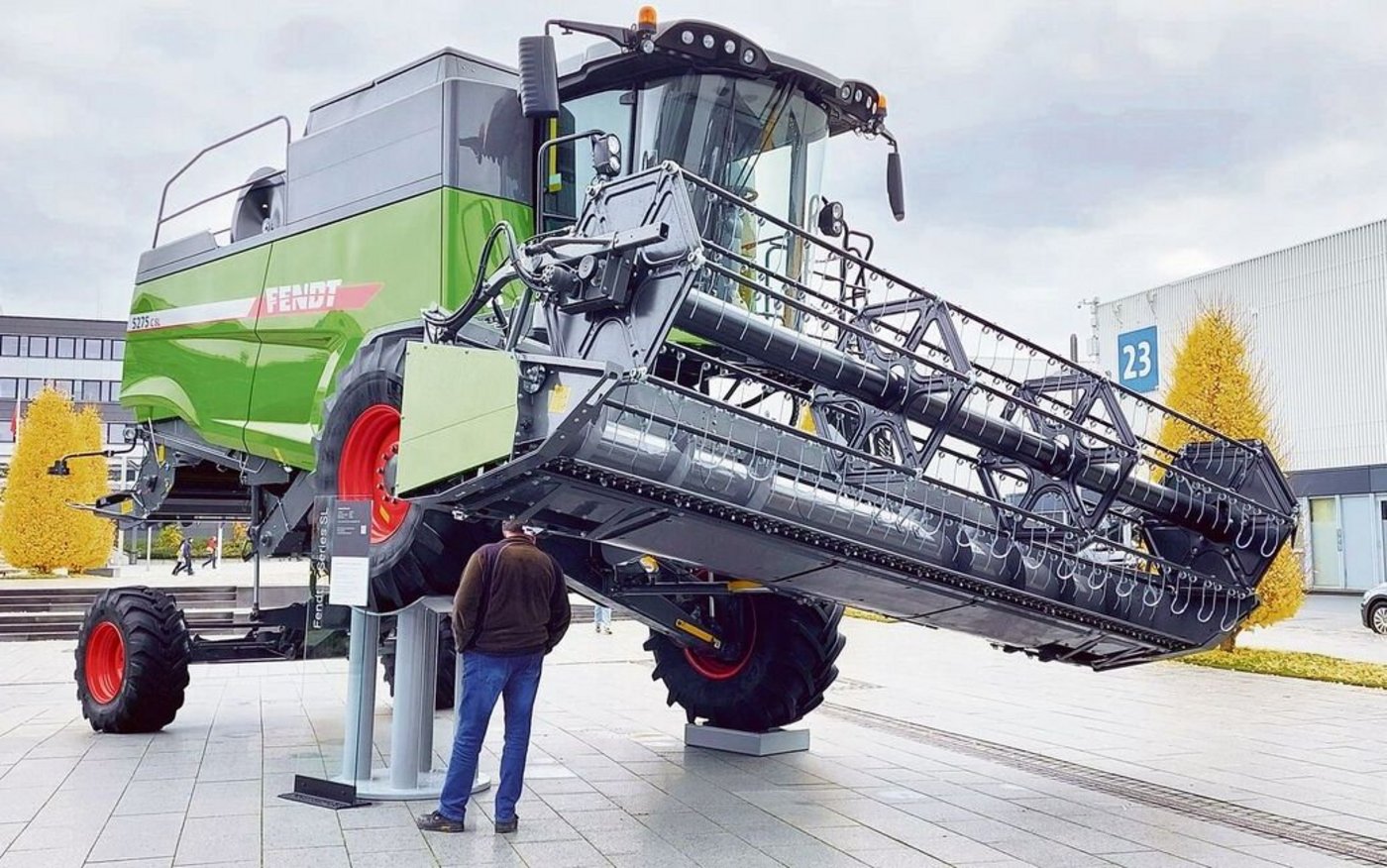 Der Fendt-Mähdrescher 5275 C SL kann an Hängen mit einer Steigung von bis zu 38 Prozent eingesetzt werden.