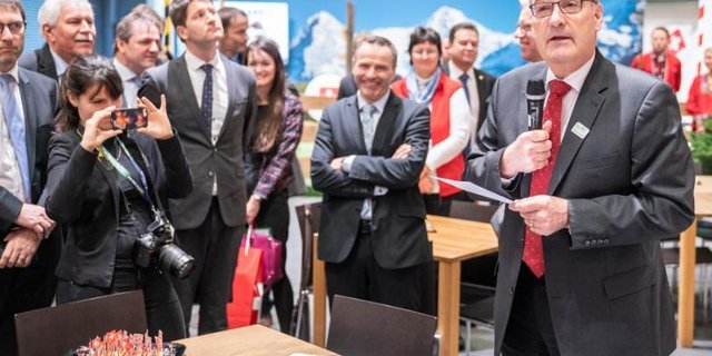 Rede vom Schweizer Landwirtschaftsminister am  Schweizer Stand. (Bild Agro-Marketing Suisse)