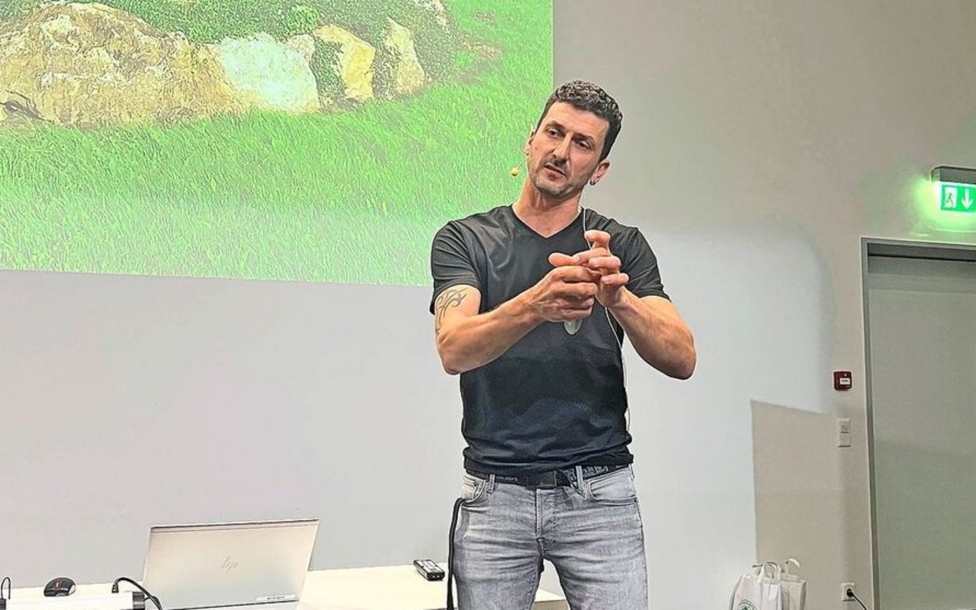 Engagiert: Armin Högenauer bei der Landi Sursee.