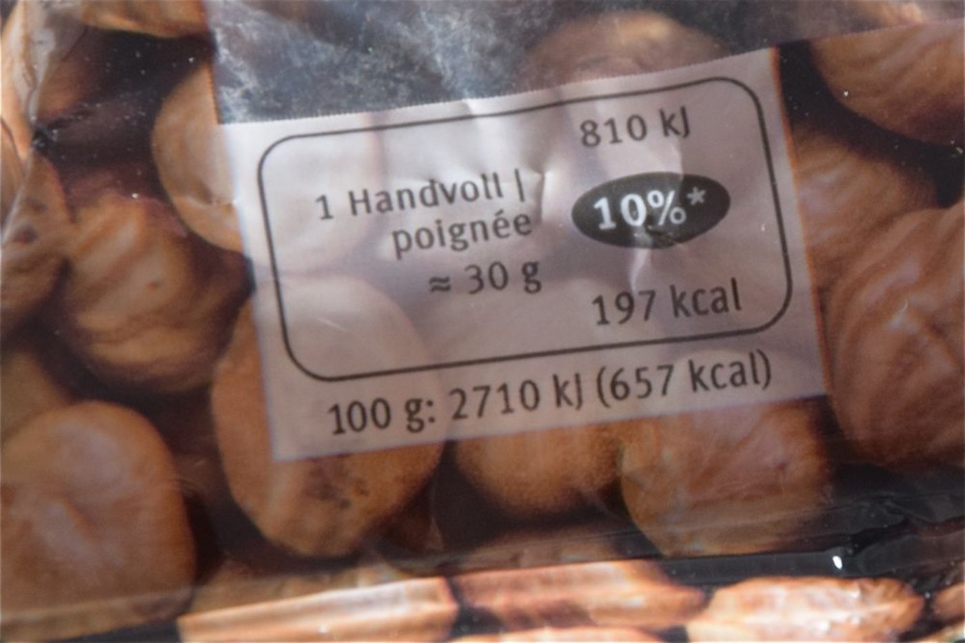 Die Nährwertangaben auf der Vorderseite eines Produkts beeinflussen die Konsumenten. (Bild jw)