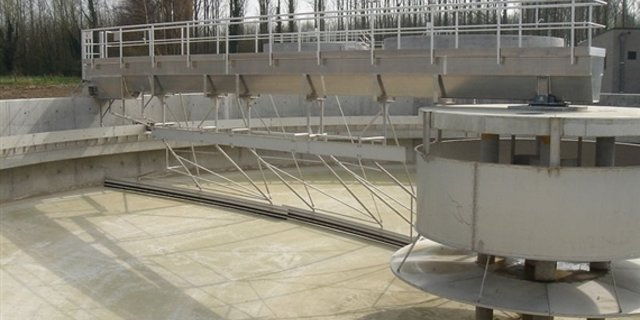 In Kläranlagen soll zukünftig eine zusätzliche Reinigungsstufe eingebaut werden. (Bild: MADe)