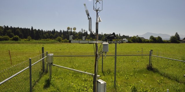 Die Messstation in Chamau ZG untersucht intensiv bewirtschaftetes Grasland seit 2005. Sie gehört zum Messnetzwerk Swiss Fluxnet.