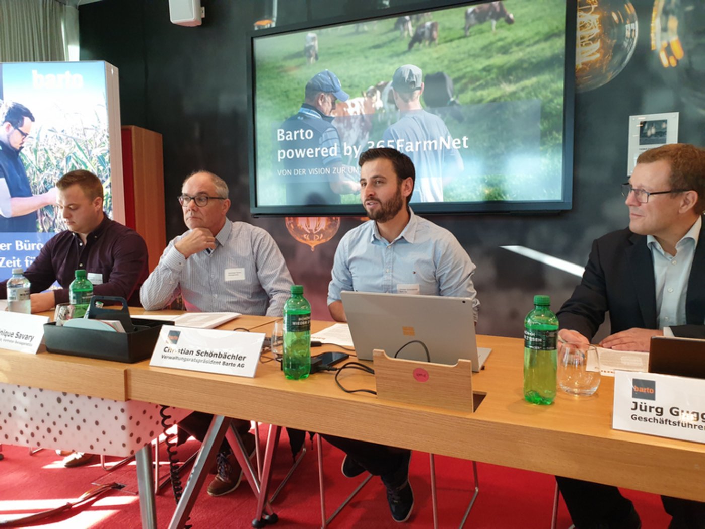 Marc Grüter, Dominique Savary, Christian Schönbächler und Jürg Guggisberg anlässlich der Lancierung an der Medienkonferenz in Bern (v.l.). (Bild ji)