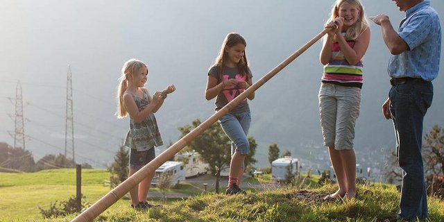 Über die Plattform myfarm.ch können Anbieter von Agrotourismus Ferien auf dem Bauernhof anbieten. (Bild myfarm.ch)