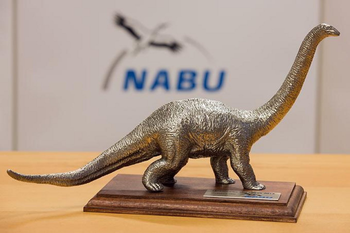 Der Schmähpreis «Dinosaurier des Jahres» wird seit 1993 verliehen. (Bild NABU/Klemens Karkow)
