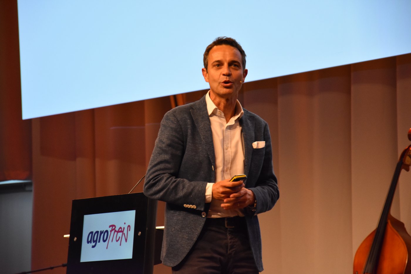 Die beiden Gastreferenten Bernhard Heusler (Ex-Präsident FC Basel)...