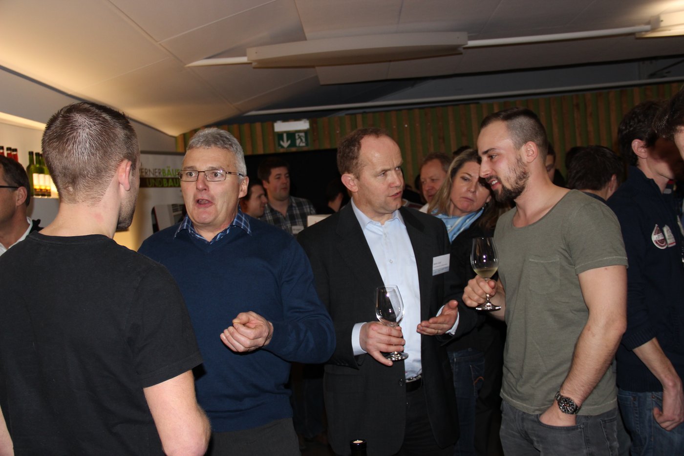 Rege Diskussionen mit ZMP-Präsident Thomas Oehen (2.v.l.) und LBV-Präsident Jakob Lütolf (3.v.l.)