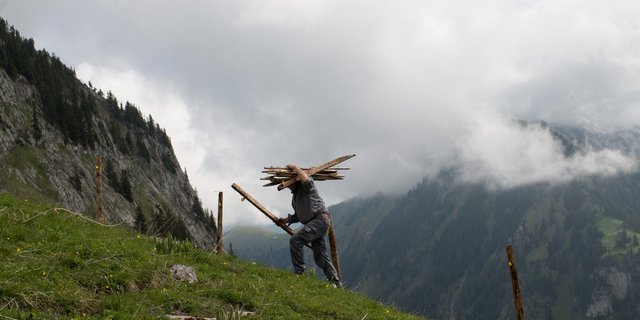 Die Geographie der Schweiz beeinflusst die Art und Weise, wie einheimische Lebensmittel hergestellt werden. (Bild Mélanie Rouiller)
