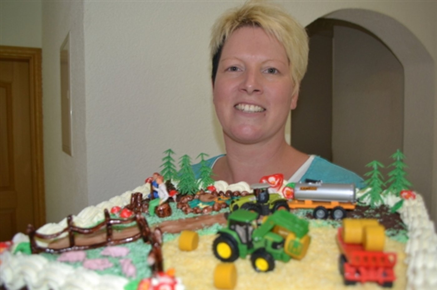 Platz 7: Jeanette Lisser aus Lostorf SO gewann den Kuchenwettbewerb der BauernZeitung mit diesem Kunststück. (Bild Alois Heinzer)