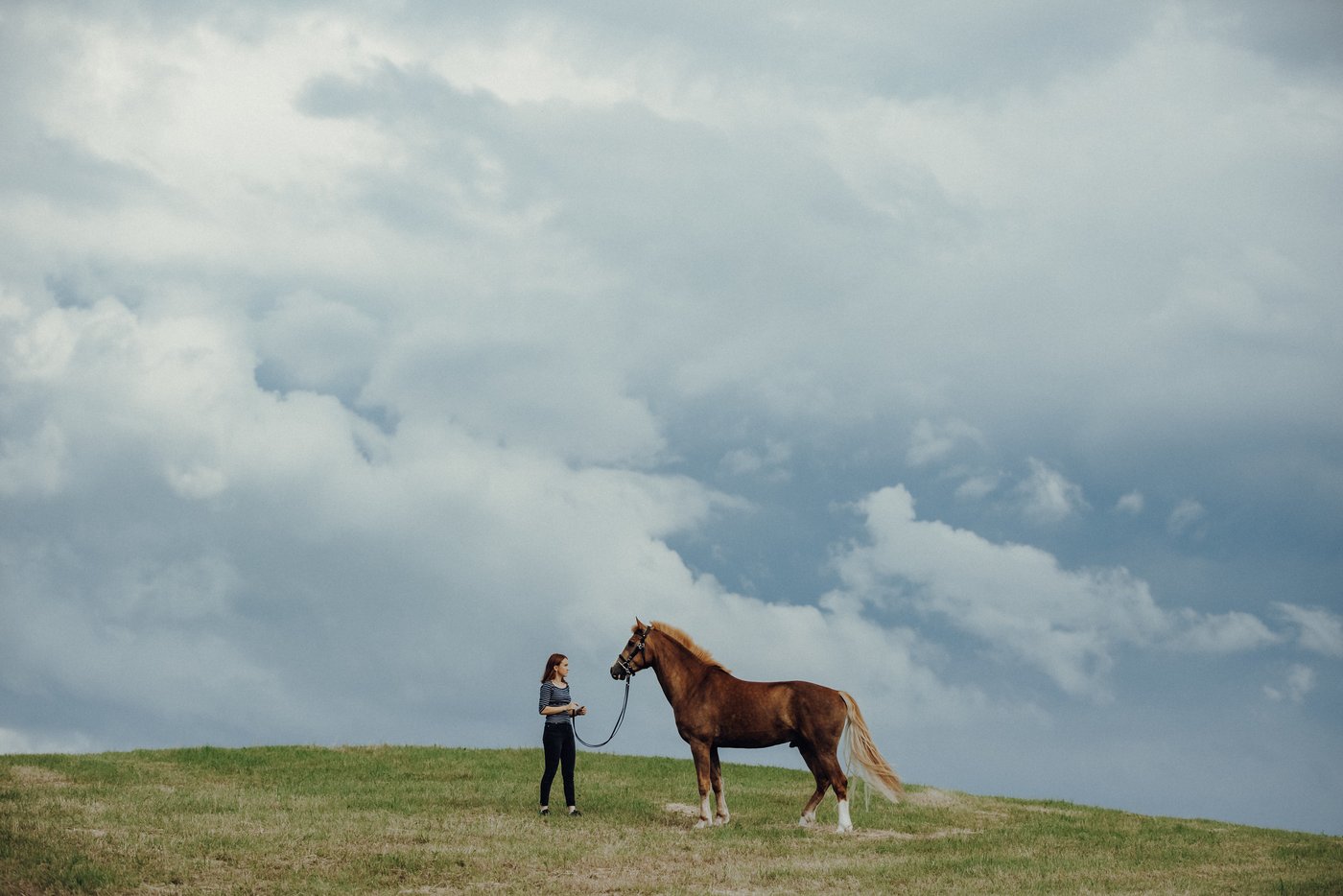 Auch viel Hintergrund kann ein spannendes Resultat ergeben, insbesondere, wenn ein solches Wolkenspiel besteht. (Bild Helene Marti)
