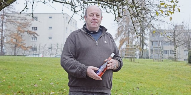 Ruedi Daepp betreibt einen vielseitigen Landwirtschaftsbetrieb mit Lohnunternehmen. Wie es sich für einen Hof in Mostindien gehört, wird auch viel Obst angebaut. (Bild sgi)