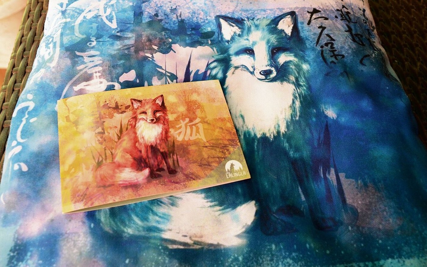 Die Inspiration für ihre Zeichnungen und Werbegrafiken holt sich Tina Matzinger aus der Natur rund um den Hof. 