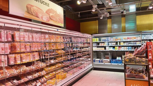 Der Detailhandel (hi Der Detailhandel (hier eine Migros-Filiale) generiert grosse Umsätze mit tierischen Produkten aus der Schweizer Landwirtschaft, so richtig ins Zeug werfen gegen die MTI will er sich aber nicht.
