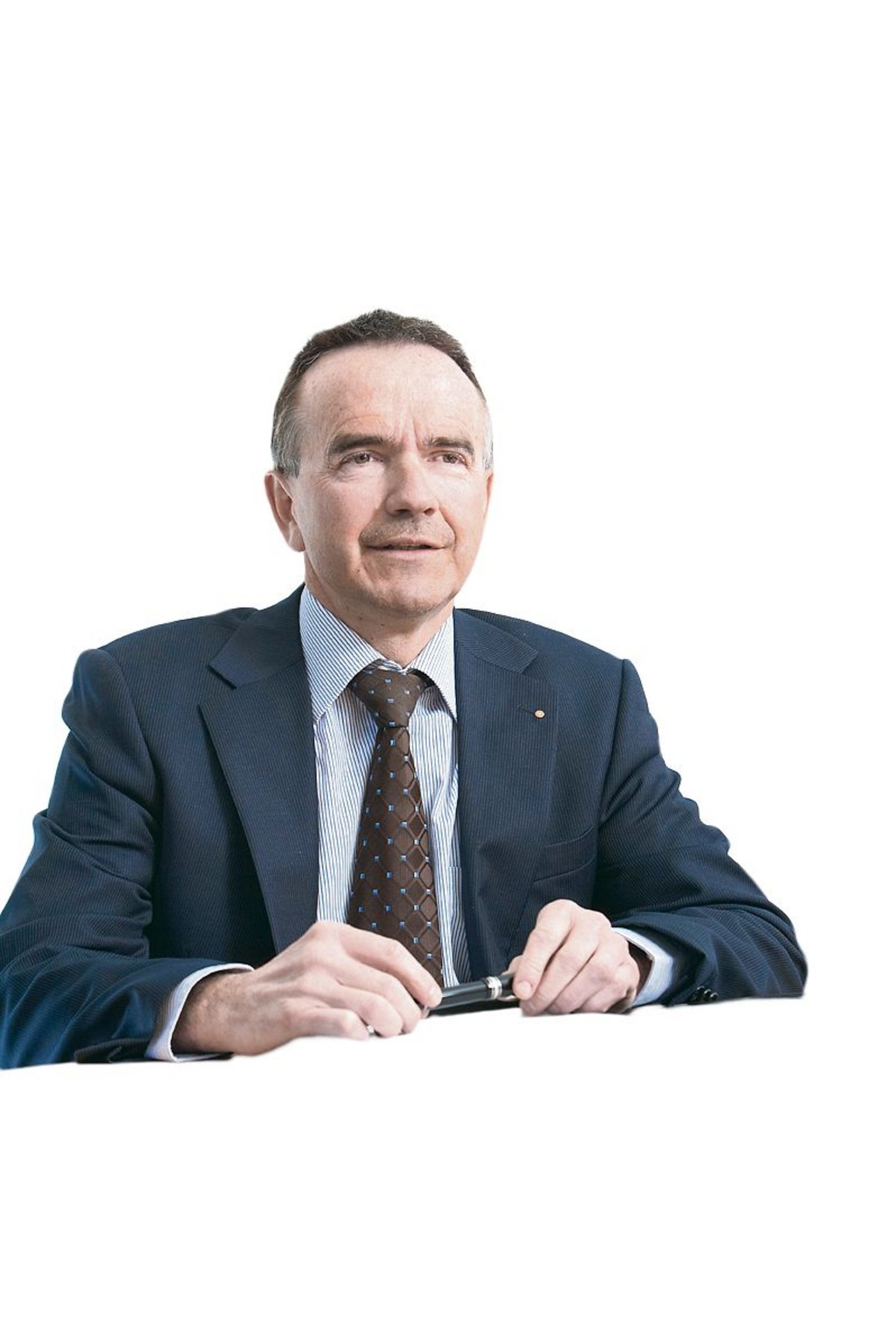 «Bei einem Ja zu den beiden Agrarinitiativen würde es die Landwirtschaft grundlegend verändern», sagt Jürg Minger, Präsident des Schweizerischen Landmaschinen-Verbands (SLV).