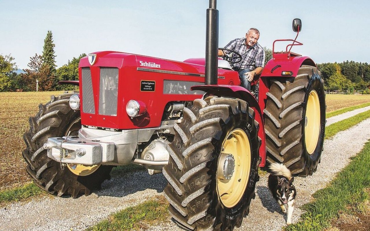Andreas Eggimann aus Vielbringen bei Worb auf seinem Schlüter 1250 S mit Baujahr 1969.