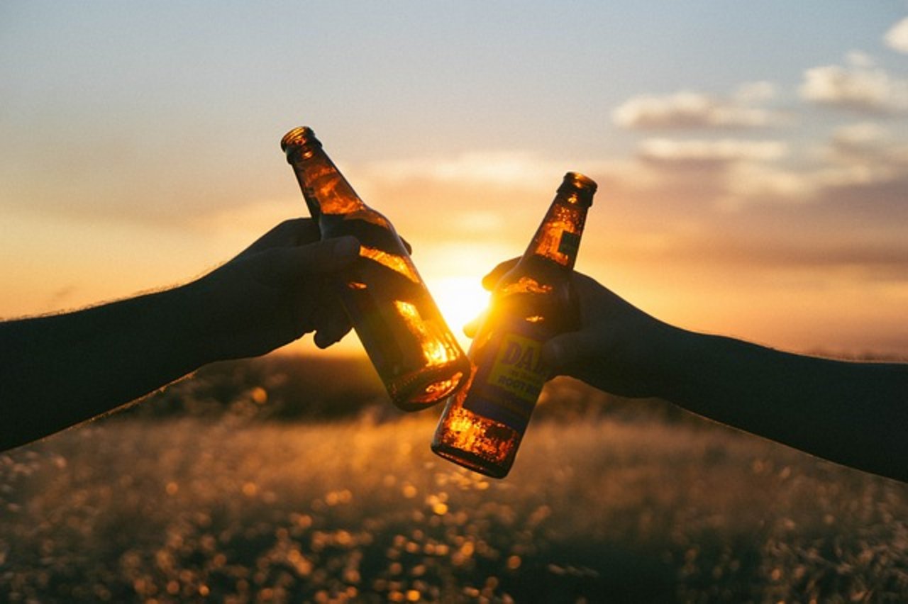 Bierbrauereien profitieren vom warmen Sommer. (Bild pixabay)