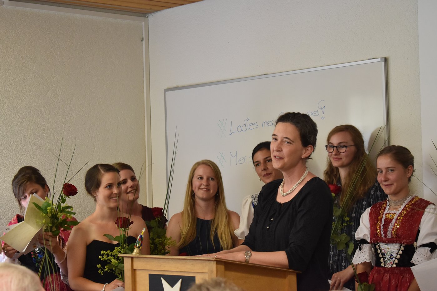 Alexandra Fux, Leiterin der Bäuerinnenausbildung, hatte nur gute Worte für die Klasse übrig.